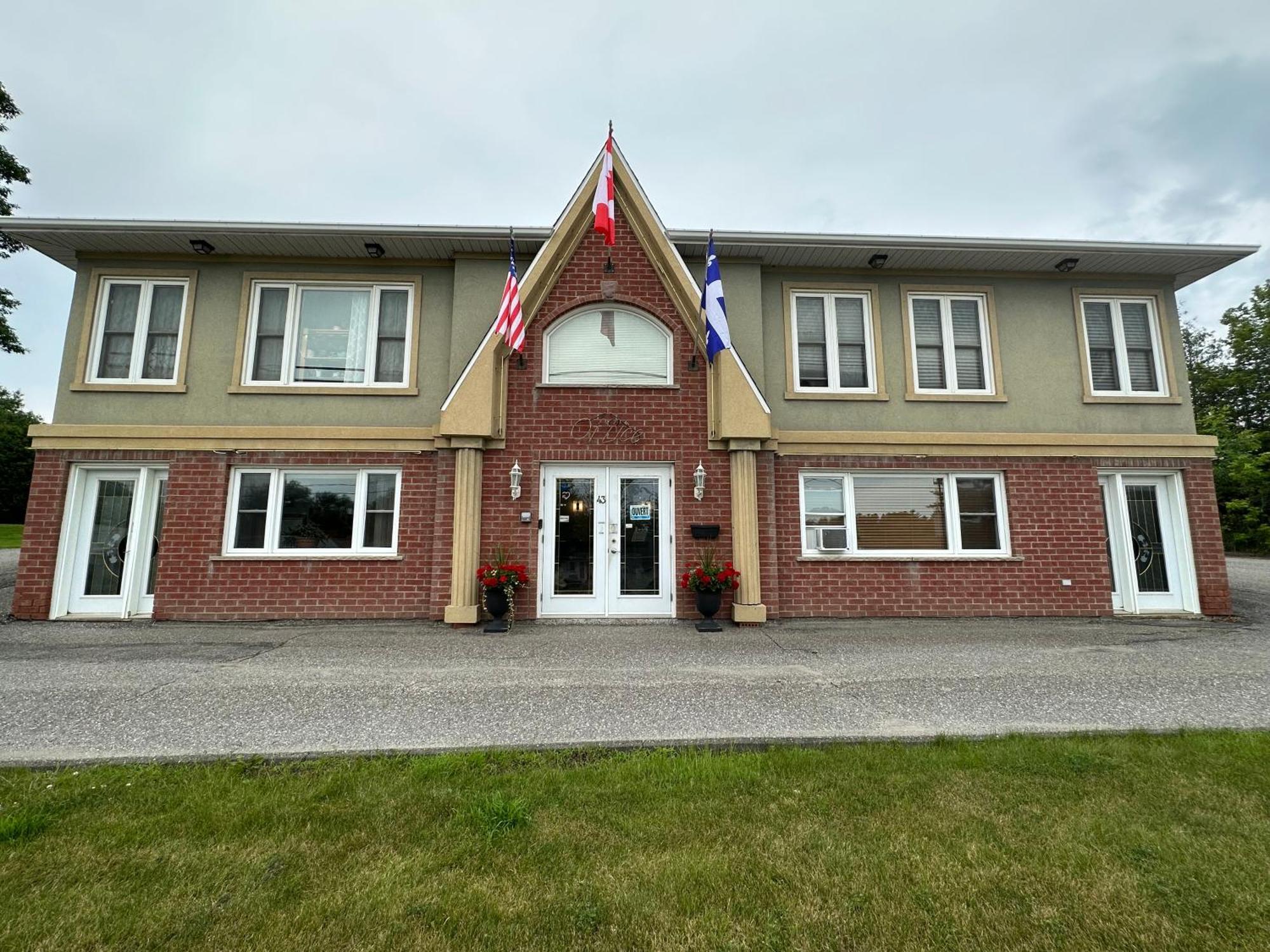 Motel Le Refuge Sherbrooke Luaran gambar