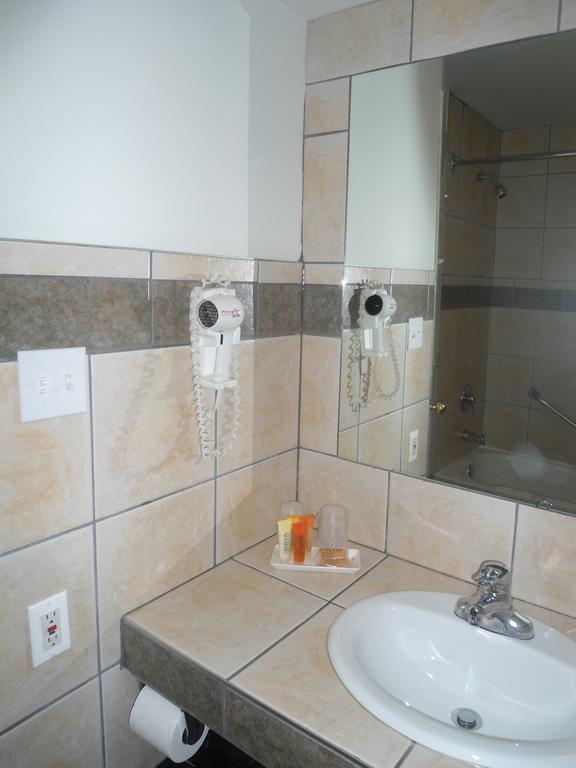 Motel Le Refuge Sherbrooke Luaran gambar